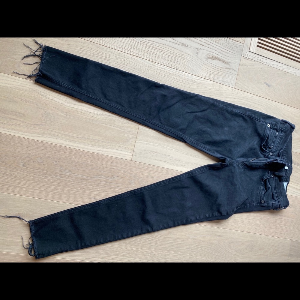 RAG and BONE black jeans ankle size 28